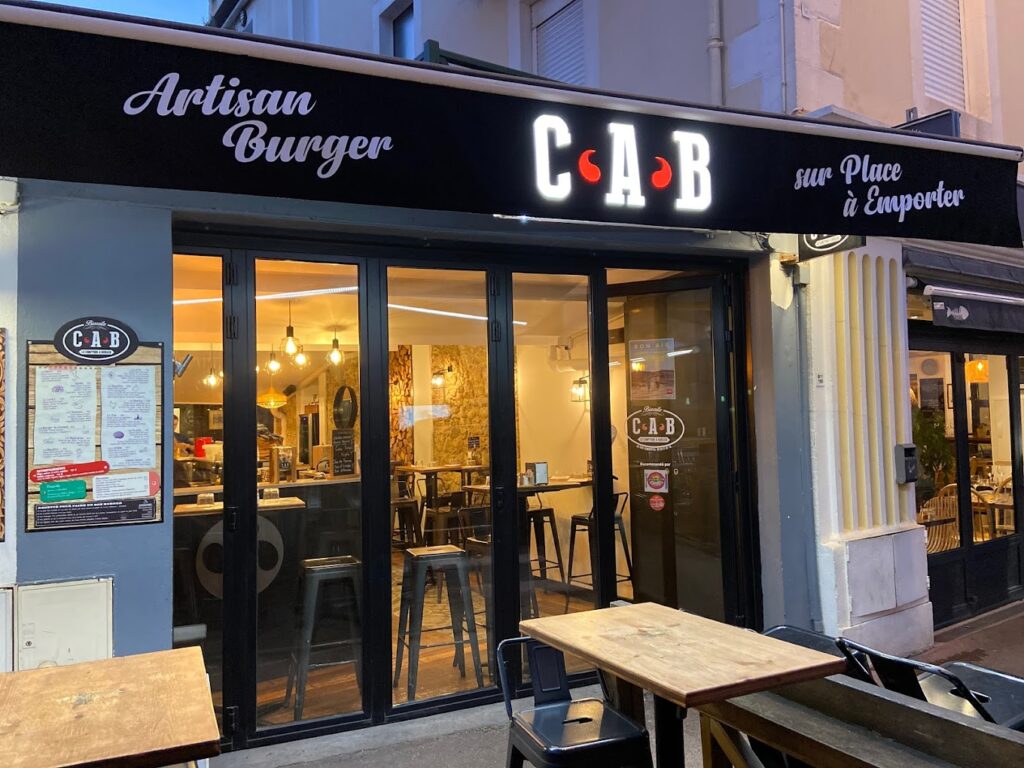 Réserver une table 64 LE CAB - Burgers gourmets à biarritz